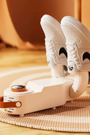 Secador Elétrico de Sapatos Portátil com Luz UV 110V – Seca Meias, Botas e Calçados 150W - Jefe's Imports